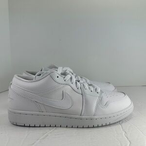 Jordan 1 Low 'Triple White' DV0990-111 New women size 11 Men size 9.5